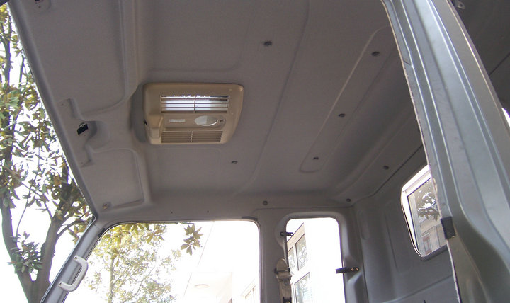 TD1080卡車模壓內(nèi)飾